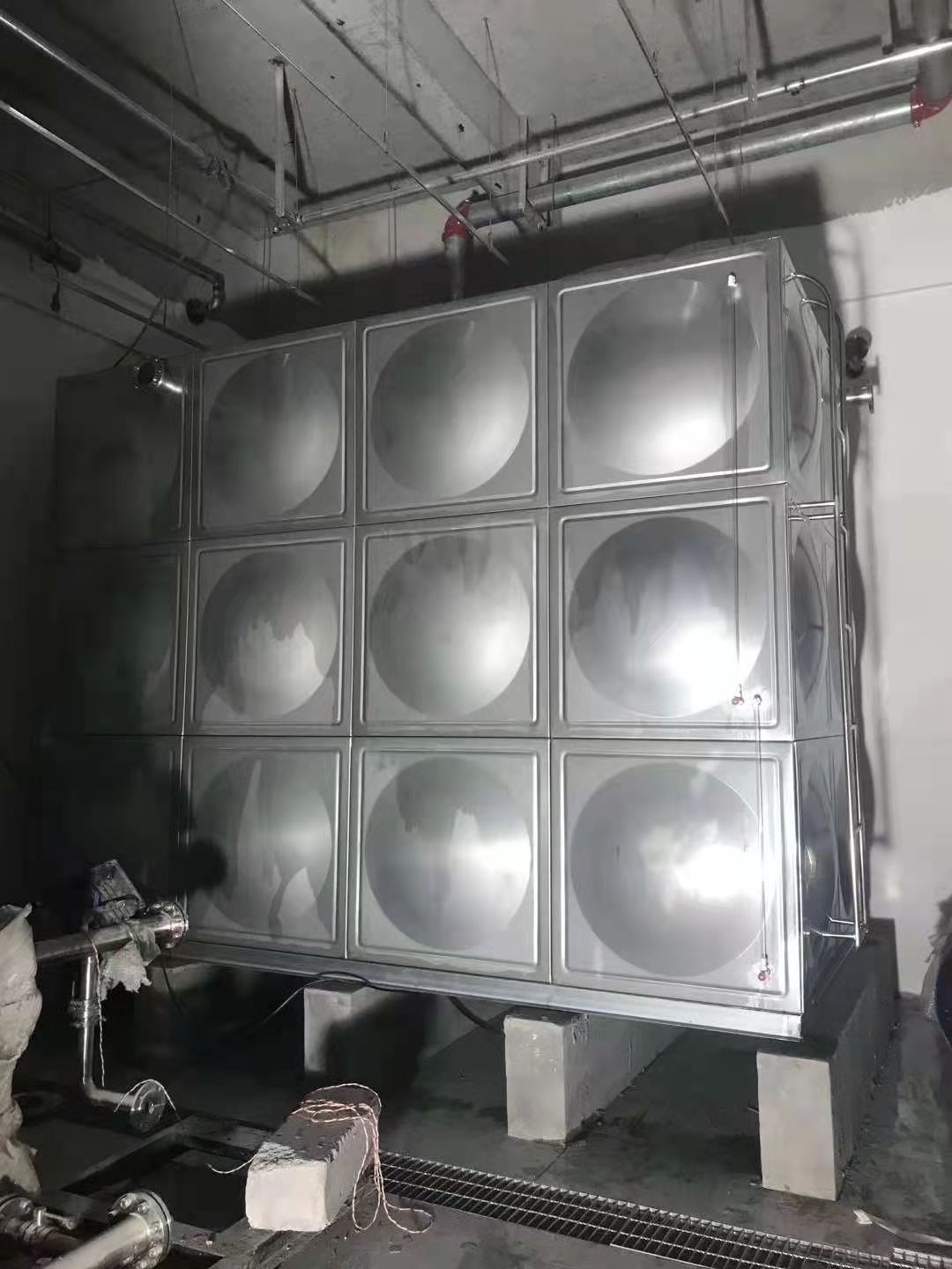 不锈钢水箱为什么要有溢水口_大同不锈钢水箱厂家